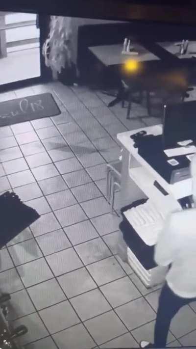 3 punks steal a vehicle - then burglarize beloved Pilsen restaurant, Azul 18. DOWNLOAD & SHARE THIS VIDEO EVERYWHERE - let's catch these f*ckers