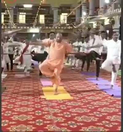 Yogi ji on Yoga Day: When HR & Bade Sahab want you to do Yoga but you are no expert