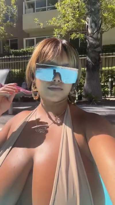 Lavish Styles - Instagram Story Post 07. Jul 2025 (Pool Video 1/2)