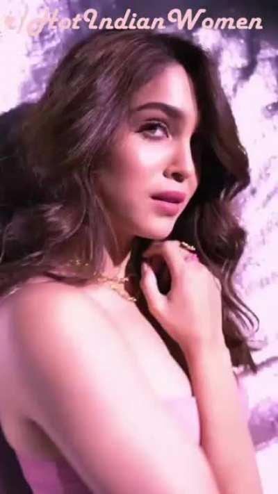 ✨Sharvari Wagh✨ absolute 🔥😍