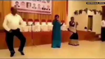 Meanwhile PSBB Annual day function 😂🔥