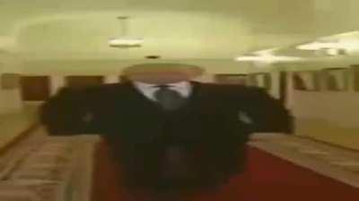 I don't know what to do in my life, so here's wide putin walking