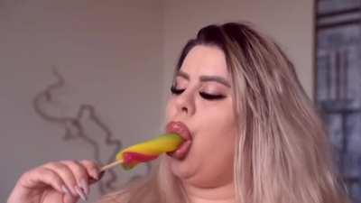 Over 300 pounds of pure BBW