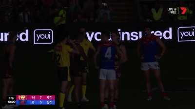 [Highlight] Power goes out at the Gabba!