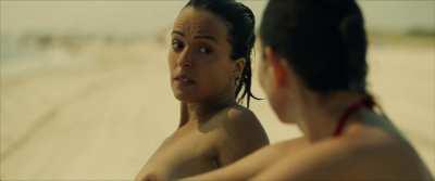 After the dip: Why bother with the top? (Marta Milans & Verónica Sánchez - El embarcadero (ES2019))