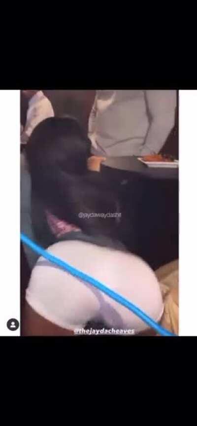 Y’all lacking maneee but ong I ain’t pulling out drilling that shit 🤞🏽😭