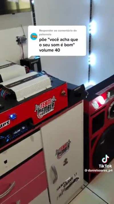 O cara Distorceu o Espaço Tempo