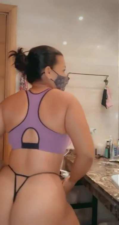 You can only use one word to describe my gilf body... what is it?