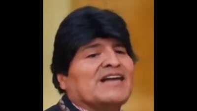 Evo Morales Cantando