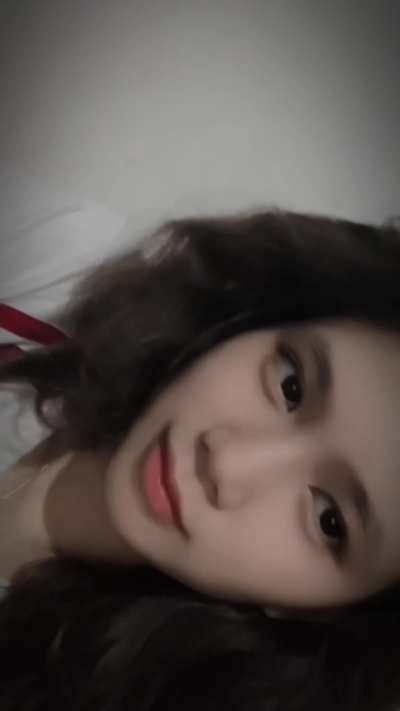 like a schoolgirl 🤭