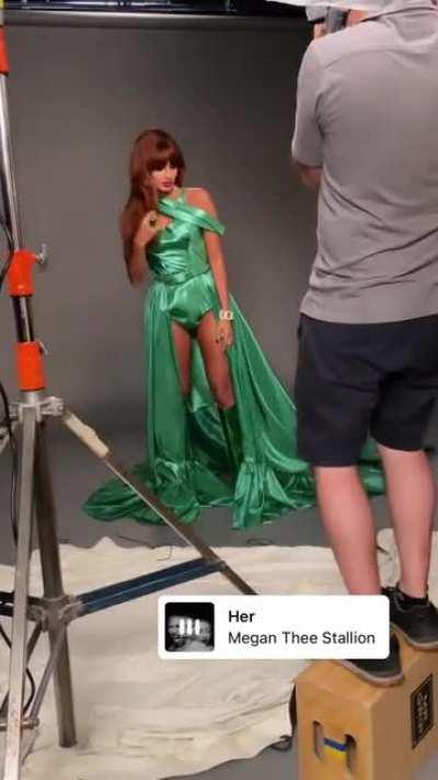 Jameela as Titania during a photo shoot