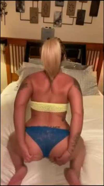 I want to make you feel good ❕ I have cock [rate] [sext]ing +♥️S4L deals❕ ⚡️Dropbox sale ⚡️&[pic][vid] [pty] [dom][gfe][fet]ish friendly❕😈 Telegram-CumCKhloe Kik-CumCKhloe2