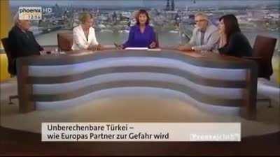 Siken abimiz sikiyor