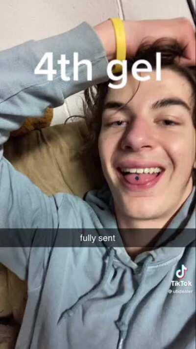 4 Gel Tabs and some DMT down the hatch