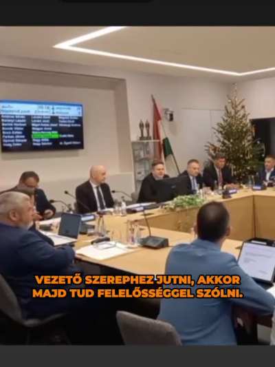 Több mint 2 milliós fizetést szavazott meg a fideszes képviselőkből álló többség a megyei közgyűlés fideszes elnökének. Borsik Viktor momentumos megyei képviselő felszólalt ez ellen. A közvetítést utólag leszedték.