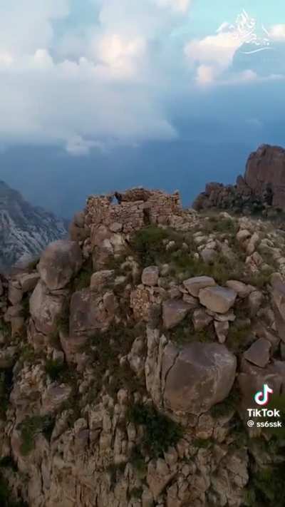 ✨☁️✨⛰️🕌