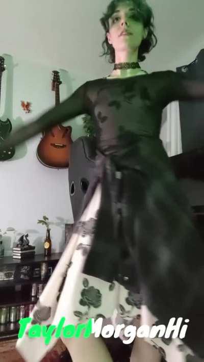 Tight top, twirly bottom