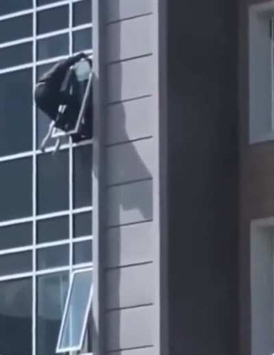 Man risks his life saving a little child from falling to death