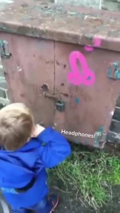 innocent kid vibing to some 