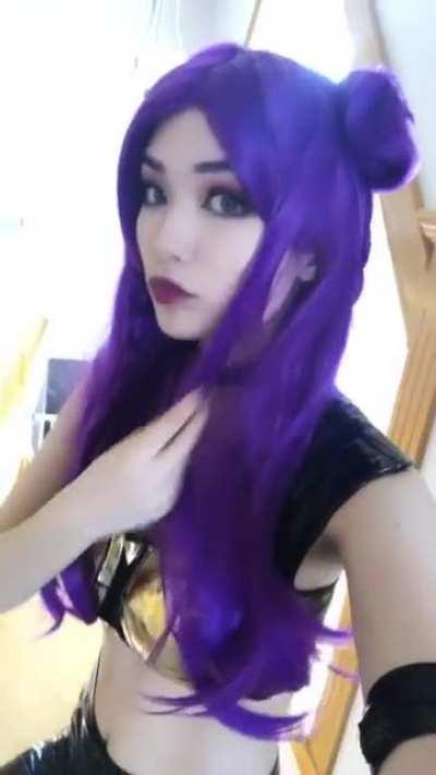 KDA Kai'sa cosplay today - going to livestream soon