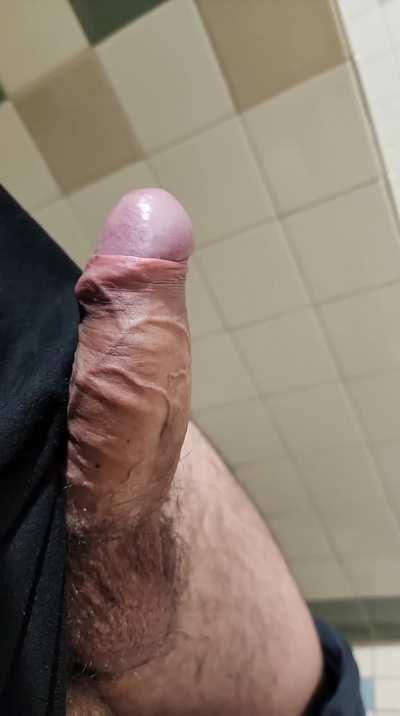 Looking for a fun time [M4F] 