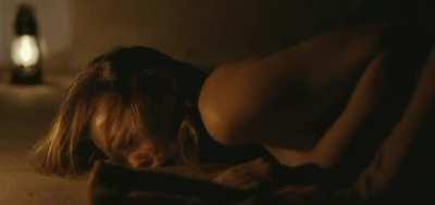 I really want to fuck Elizabeth Olsen this way