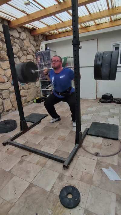 43 anos - 250 kg - 5 reps