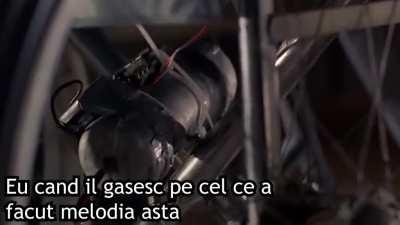 Eu ma imbrac de la LC Waikiki