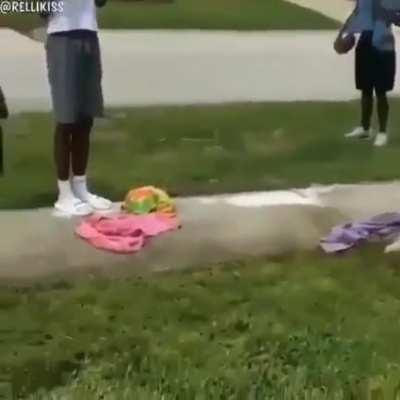 The sound effects killed it🤣