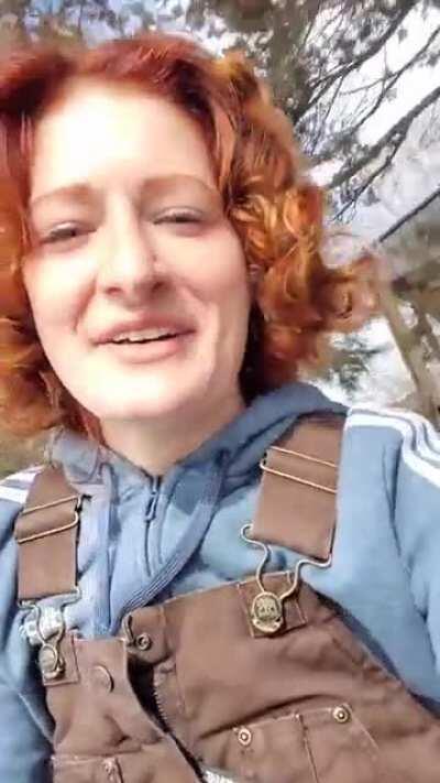 Bruh I never seen an animal laugh