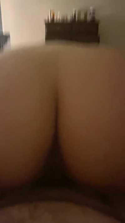 Even as the campus slut, I’m still gripping him so nice