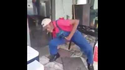 Put Unc on to Tony and he don’t know how to act 🤦🏾‍♂️