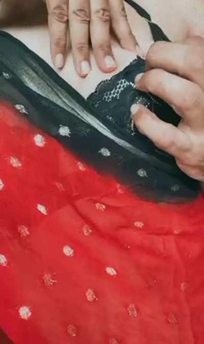 Nothing turns me on more than his voice right next to my ear and his breath on my skin 🥺🥵🥵