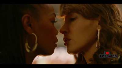 Jennifer Beals & Vanessa Estelle Williams (The L Word: Generation Q - s02e07 - Scene #1) *NO MUSIC*