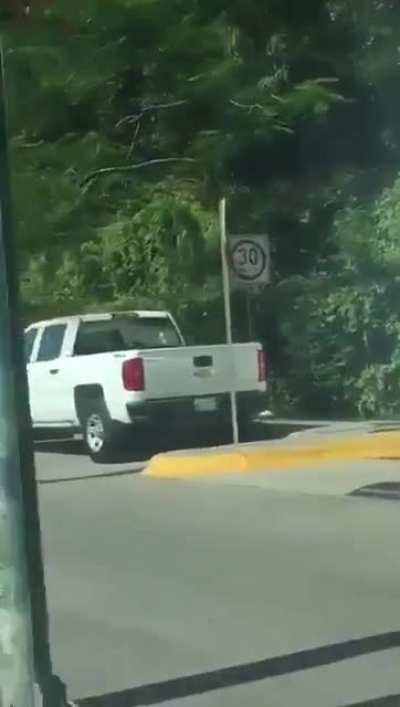 House of the governor of Tamaulipas cabeza de vaca. Being heavily protected by his cops probably to avoid the arrest warrant that has been sent out for him🤷‍♂️ this was today