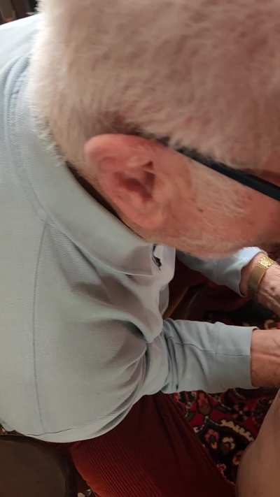 86 yo grandpa suck my dick. 