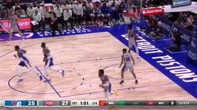 [Highlight] Seth Curry stays hot, drains the triple for his 16th point of the first quarter