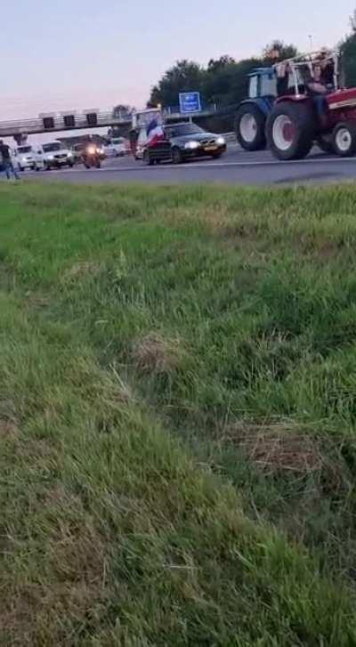 Overtaking a farmers protest in The Netherlands