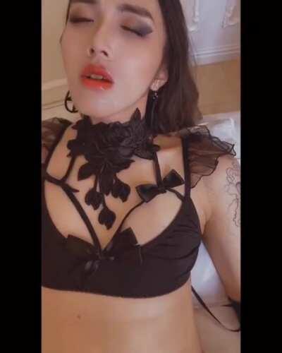 now eat it like a good gal