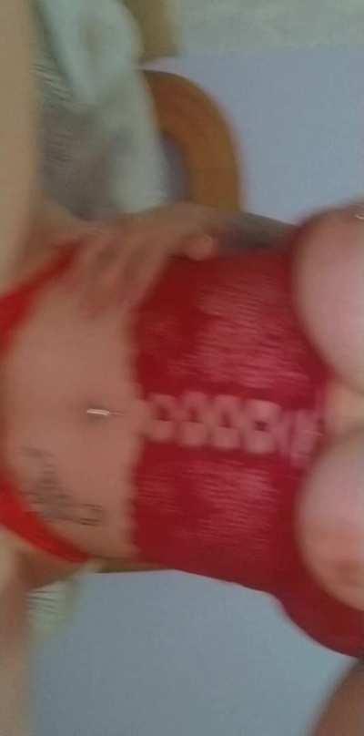 would you like to see more? I'm active. suscribe for FREE to my Onlyfans! link in comments