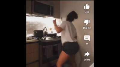 Camren Bicondova dancing