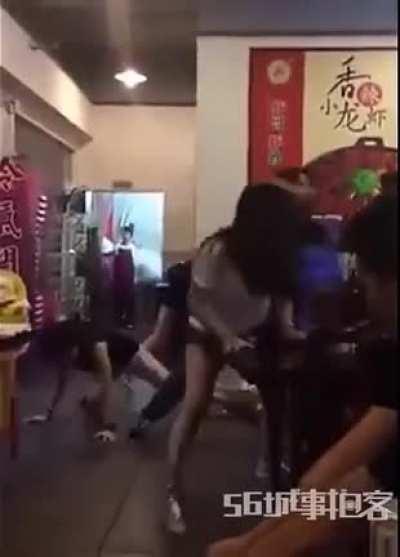 Как скучно я живу.