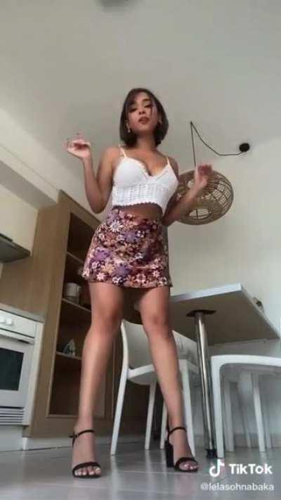 @LelaSohna - I’d like to see you wiggle wiggle