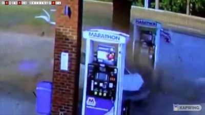 And still positions their car perfectly parallel to the pump!