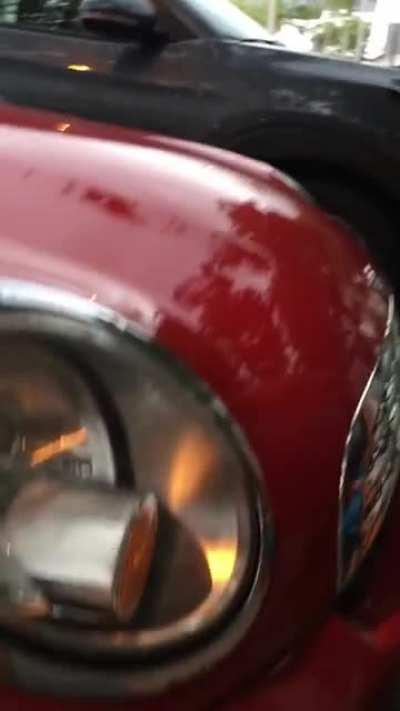 И в спорах и в хозяйстве незаменимая вещь