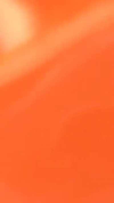 Little girl in Turkey gives a homeless Afghan refugee money