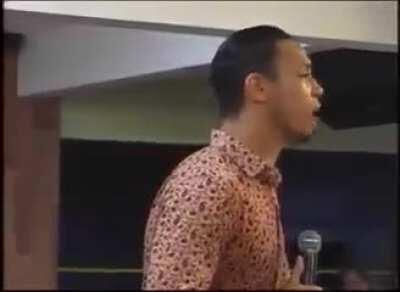 Meus comanches, vos apresento o Pastor Ricardo Oliveira em ação: