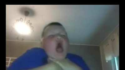 Smartass drinks tobasco