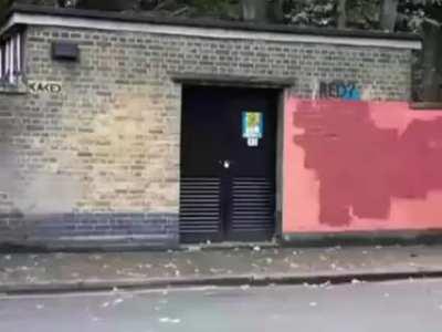 como mudar a casa de uma pesoa sendo pixador