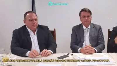 O ministro da saúde do Brasil chama de “inteligentíssima” uma pergunta que duvida do isolamento social e do uso de máscaras [via @SamPancher]